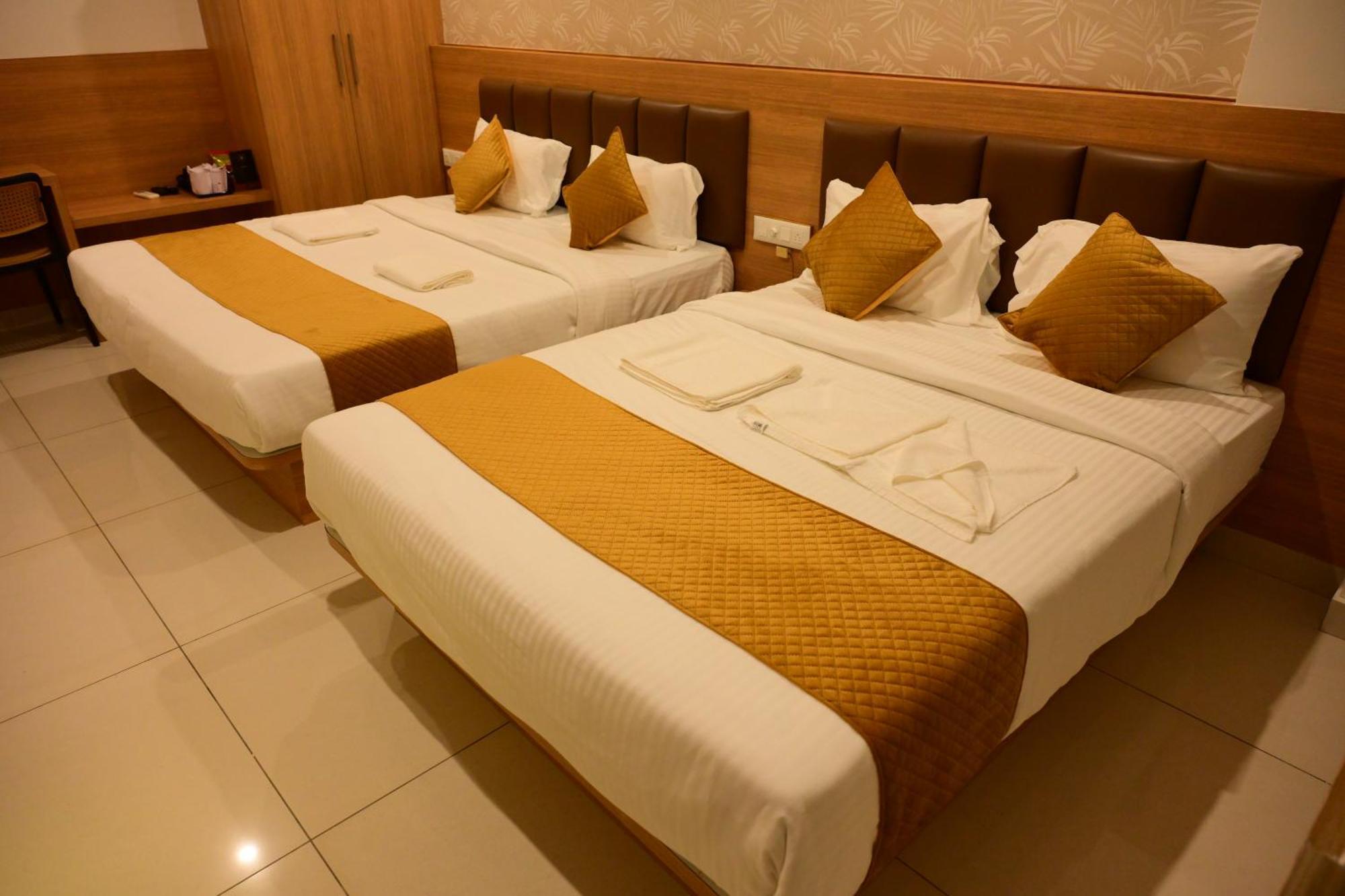 Bimba Hotels Mysore Bagian luar foto