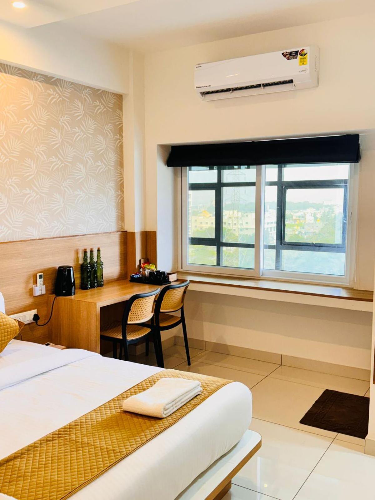 Bimba Hotels Mysore Bagian luar foto